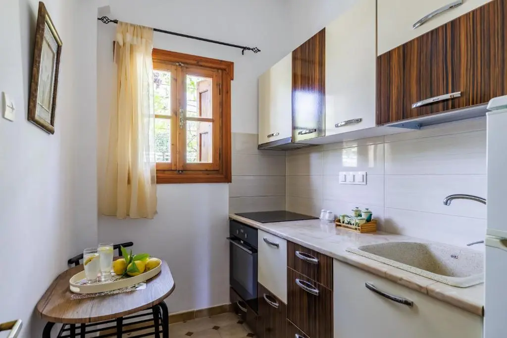 Κατάλυμα στην σκόπελο Panagou Studio 32