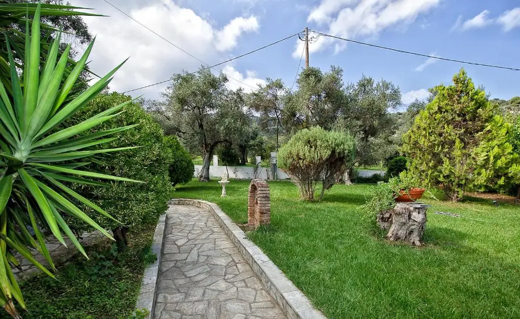Κατάλυμα στην σκόπελο Panagou Studio 23