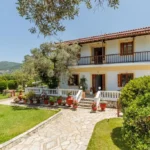 Κατάλυμα στην σκόπελο Panagou Studio 9