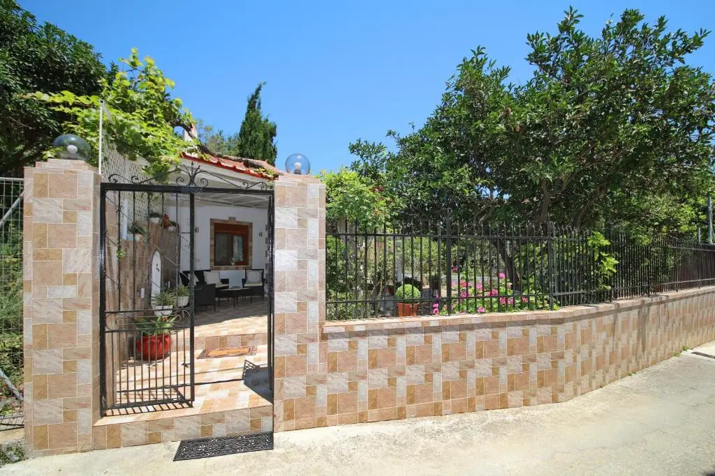 Κατάλυμα στην σκόπελο Vasia's Small Villa 12